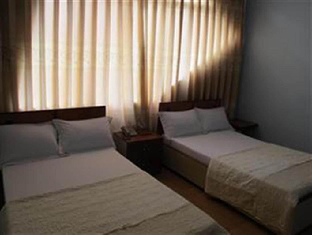 Ciao Cat Ba Hotel Chan Chau Buitenkant foto
