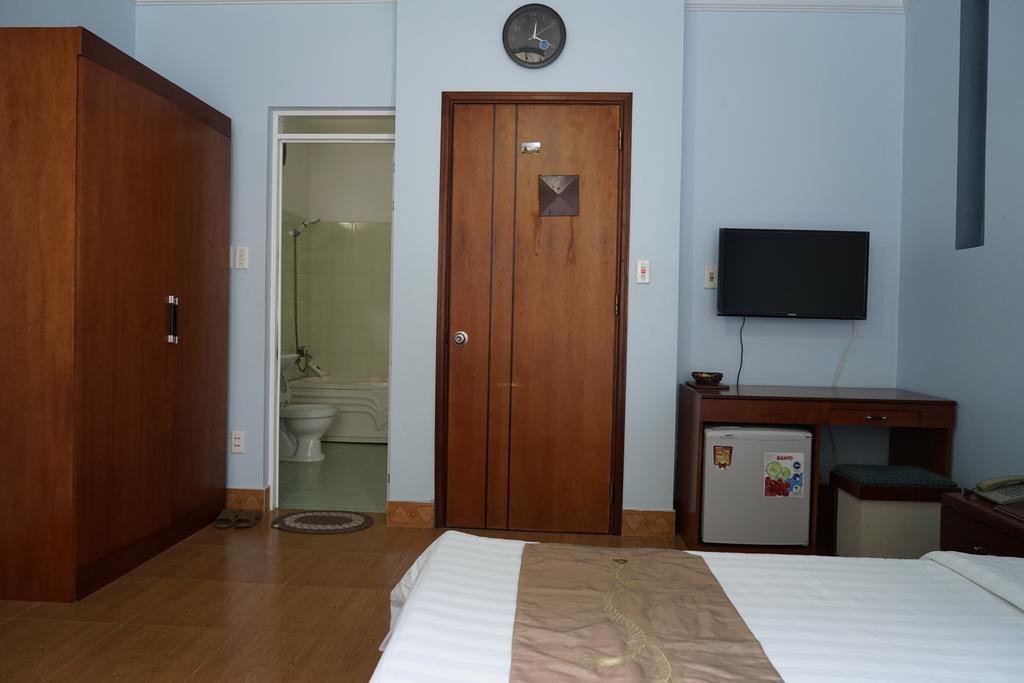 Ciao Cat Ba Hotel Chan Chau Buitenkant foto