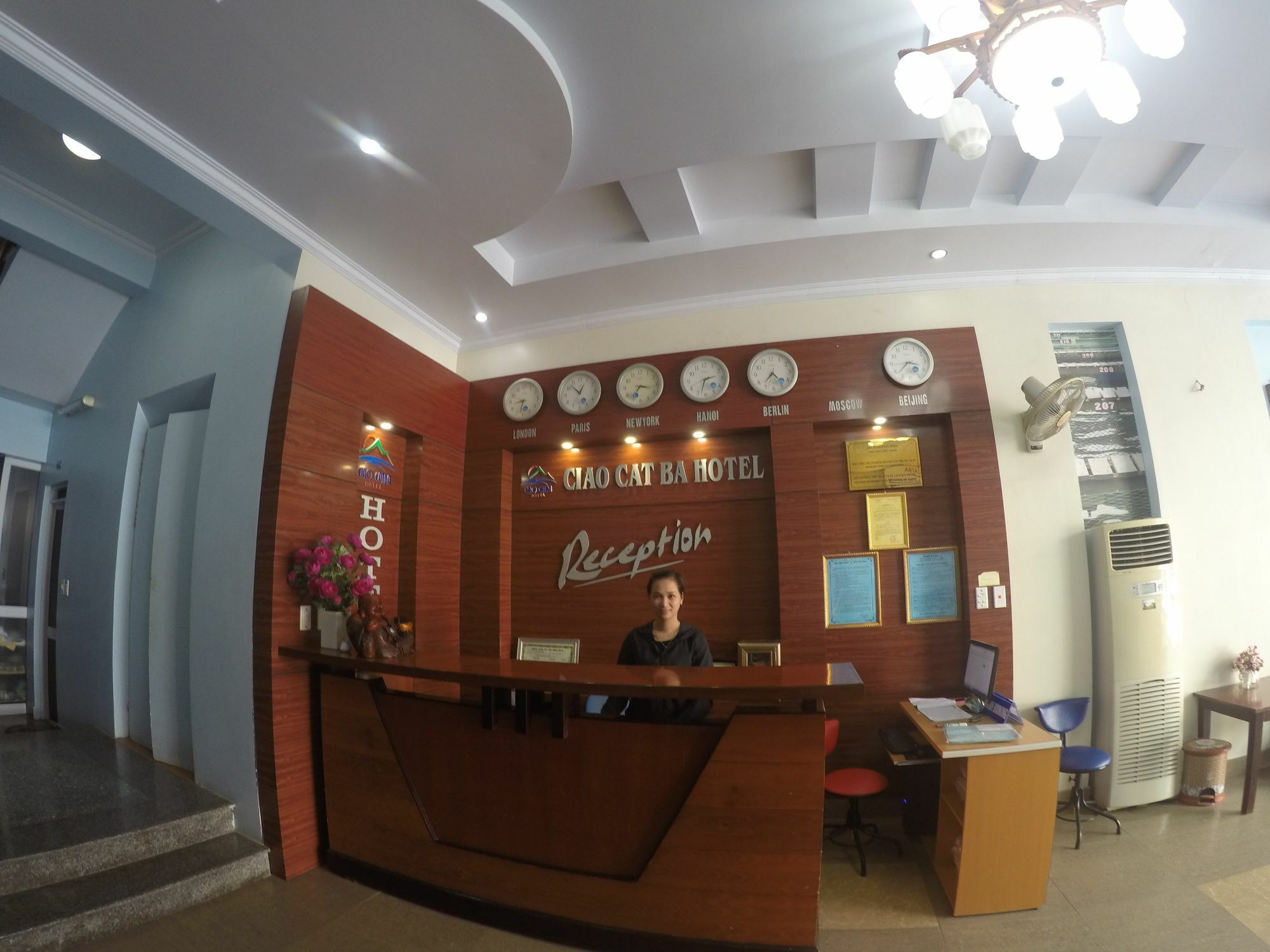 Ciao Cat Ba Hotel Chan Chau Buitenkant foto