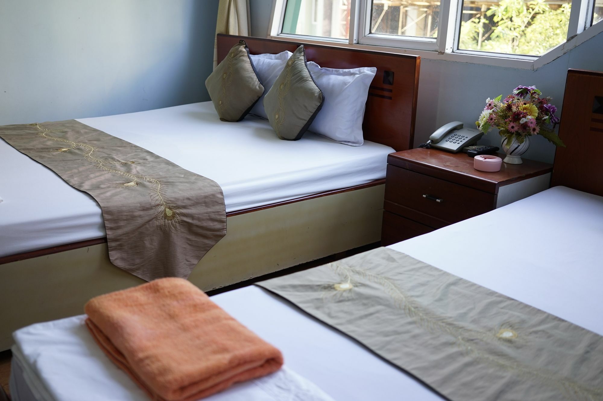 Ciao Cat Ba Hotel Chan Chau Buitenkant foto